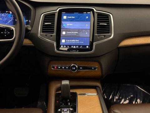 2023 Volvo XC90 Recharge T8 Core Bright Theme