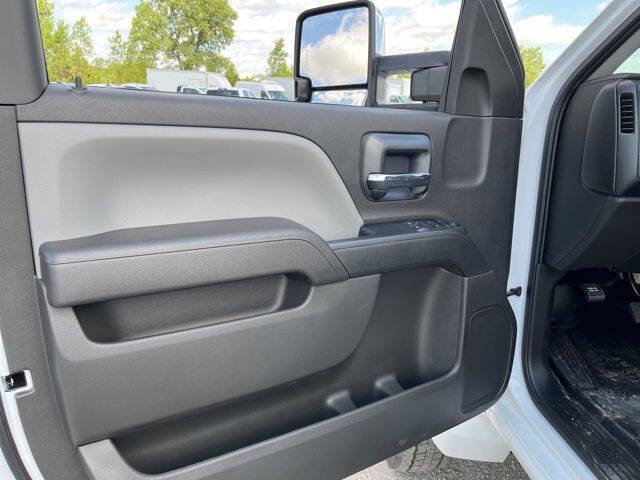 2023 Chevrolet Silverado 6500HD