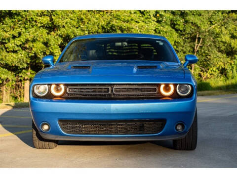 2015 Dodge Challenger SXT Plus