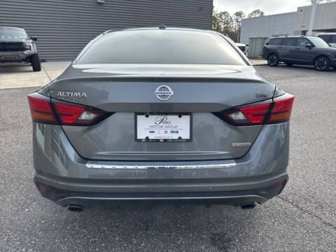 2022 Nissan Altima 2.0 SR