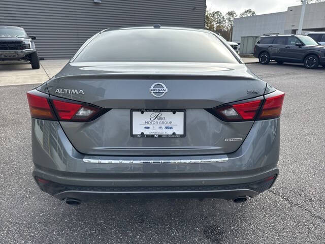 2022 Nissan Altima 2.0 SR