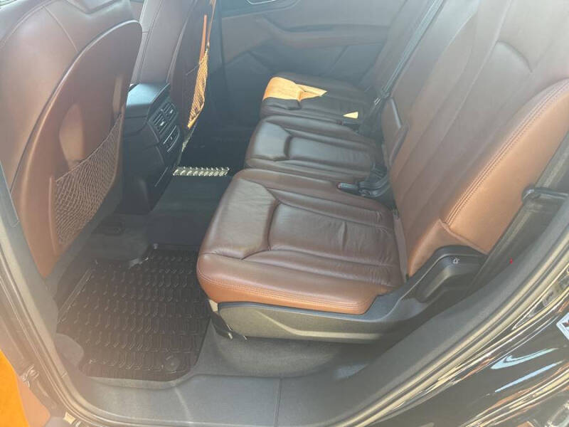 2017 Audi Q7 2.0T quattro Premium