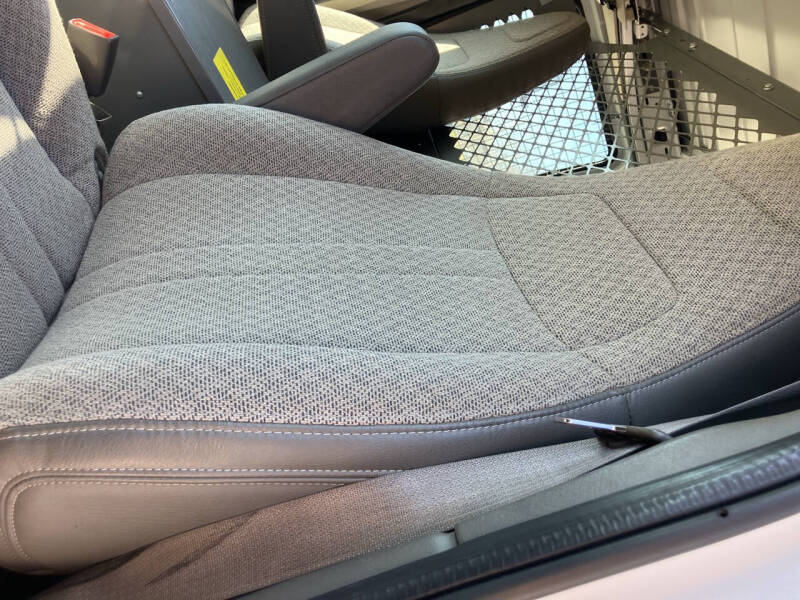 2019 Chevrolet Express 2500