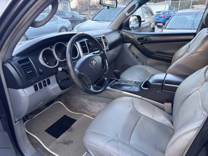 2004 Toyota 4Runner SR5