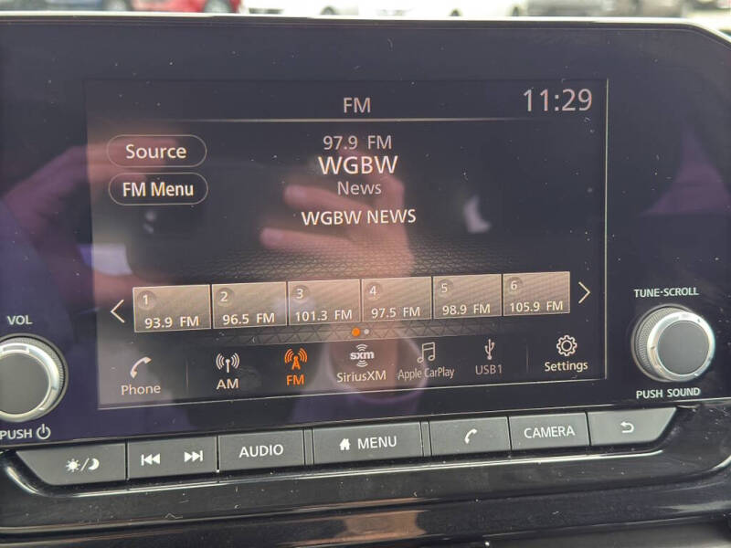 2025 Nissan Pathfinder SV