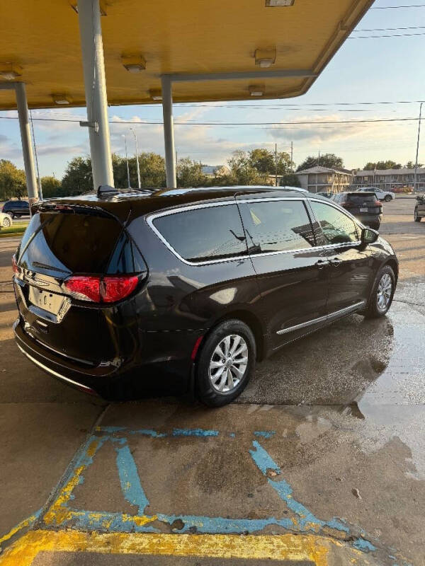 2018 Chrysler Pacifica Touring L