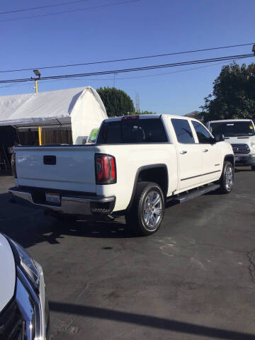 2017 GMC Sierra 1500 SLT