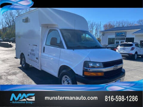 2015 Chevrolet Express for sale at Munsterman Automotive Group in Blue Springs MO