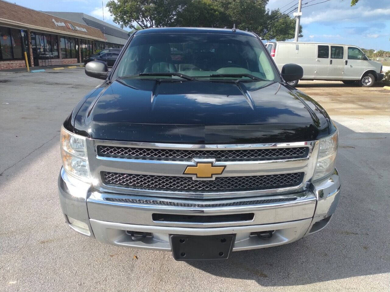 2012 Chevrolet Silverado Pickup - $11,950