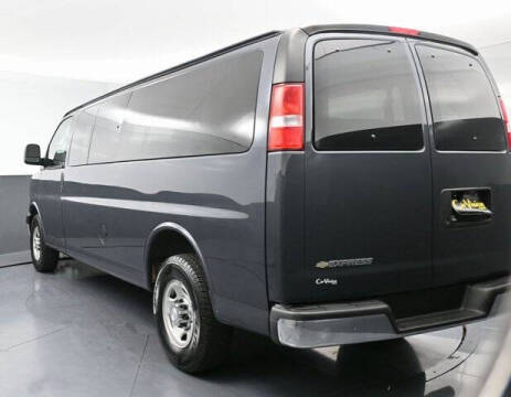 2017 Chevrolet Express LT 3500
