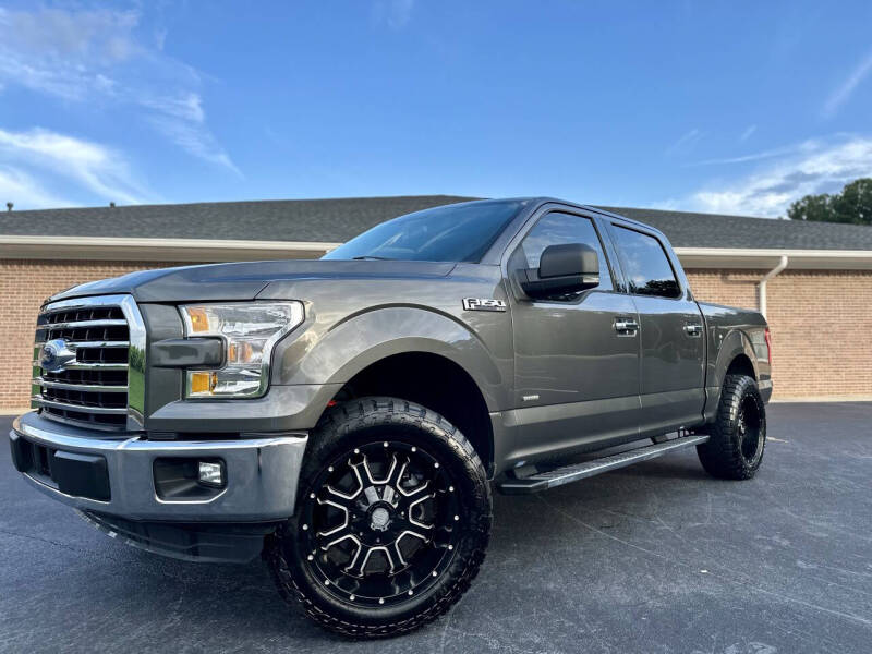 2015 Ford F-150 XLT's photo