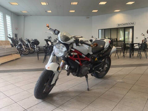2012 Ducati MONSTER