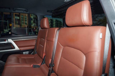 2018 Toyota Land Cruiser