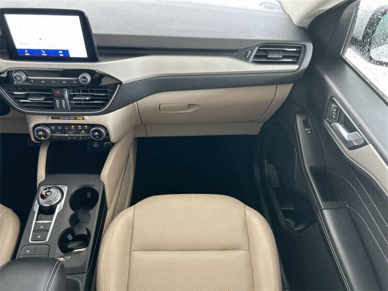 2021 Ford Escape Hybrid SEL