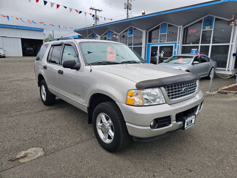 2004 Ford Explorer XLT