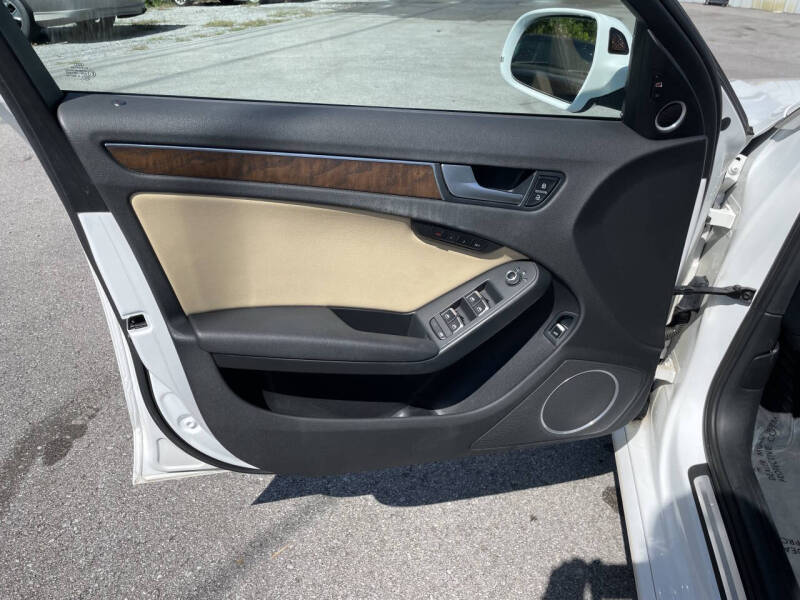 2015 Audi A4 2.0T quattro Premium Plus