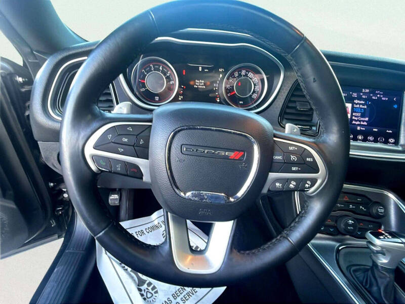 2016 Dodge Challenger SXT