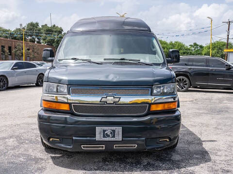 2017 Chevrolet Express 2500
