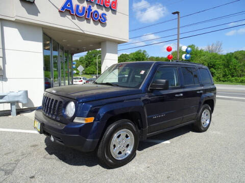 2014 Jeep Patriot for sale at KING RICHARDS AUTO CENTER in East Providence RI