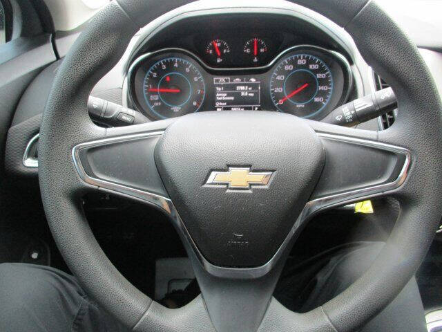 2017 Chevrolet Cruze LS Auto