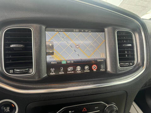 2015 Dodge Charger SXT