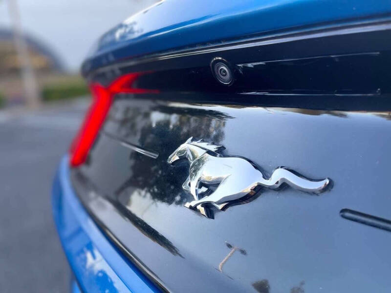 2021 Ford Mustang EcoBoost