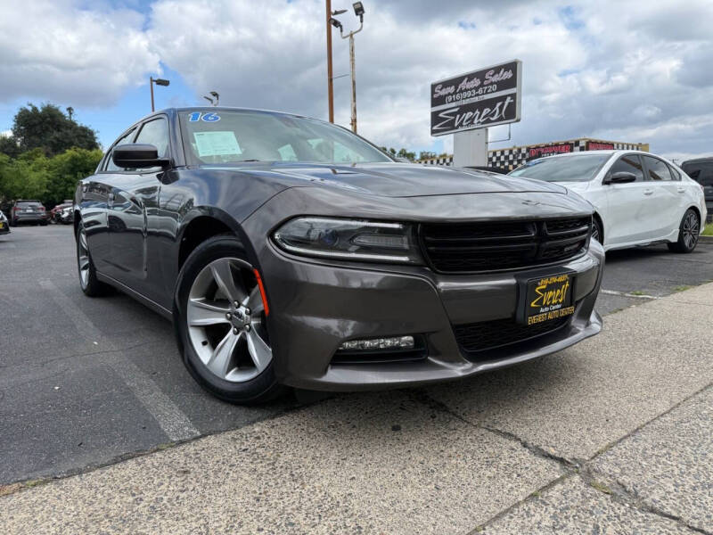 2016 Dodge Charger SXT