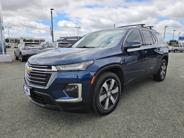 2023 Chevrolet Traverse LT Leather