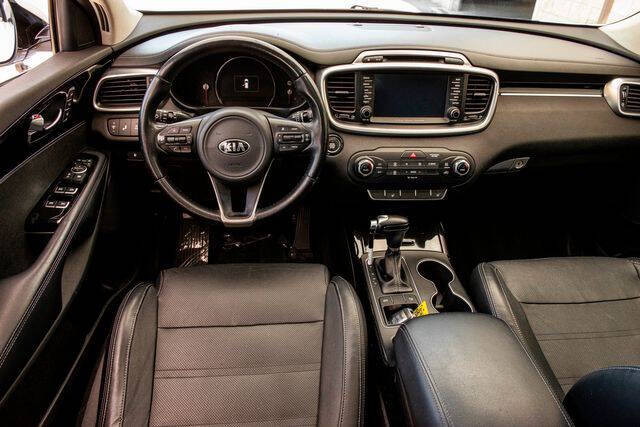2016 Kia Sorento SX V6