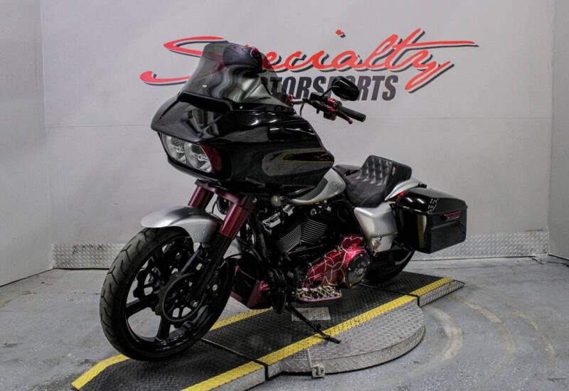 2017 Harley-Davidson Road Glide Special