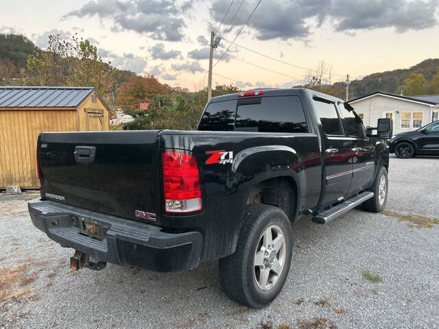 2011 GMC Sierra 2500HD Denali