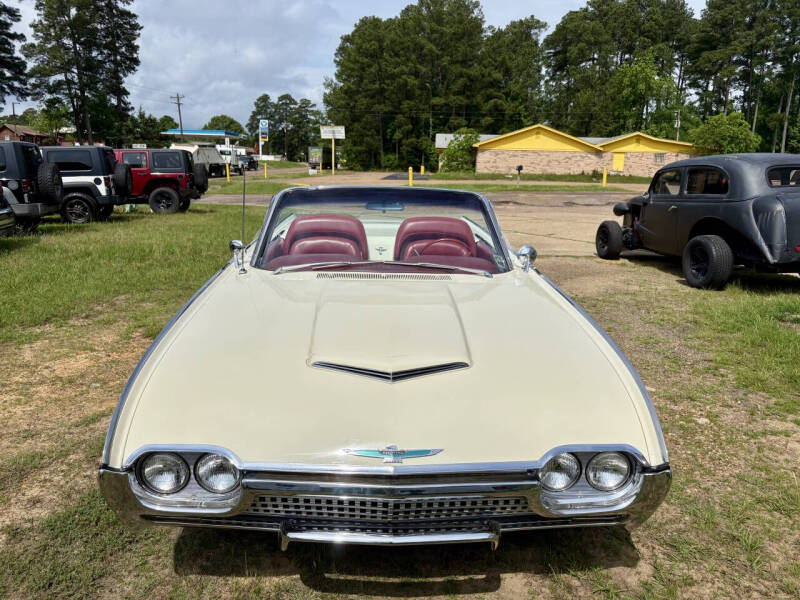 1962 Ford Thunderbird