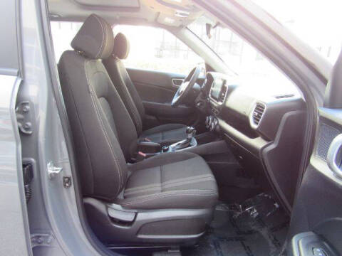 2022 Hyundai Venue SEL