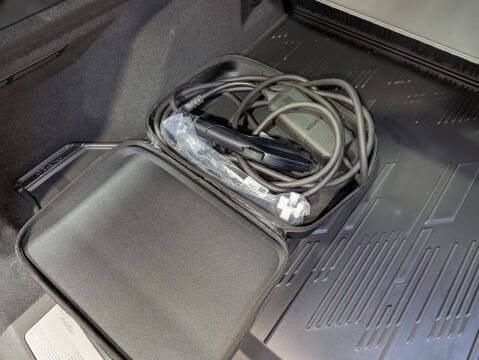 2024 Cadillac LYRIQ Luxury 3