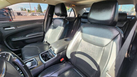 2016 Chrysler 300 C