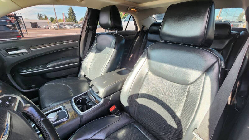 2016 Chrysler 300 C