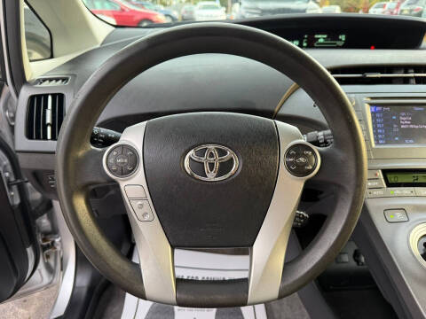 2014 Toyota Prius Three