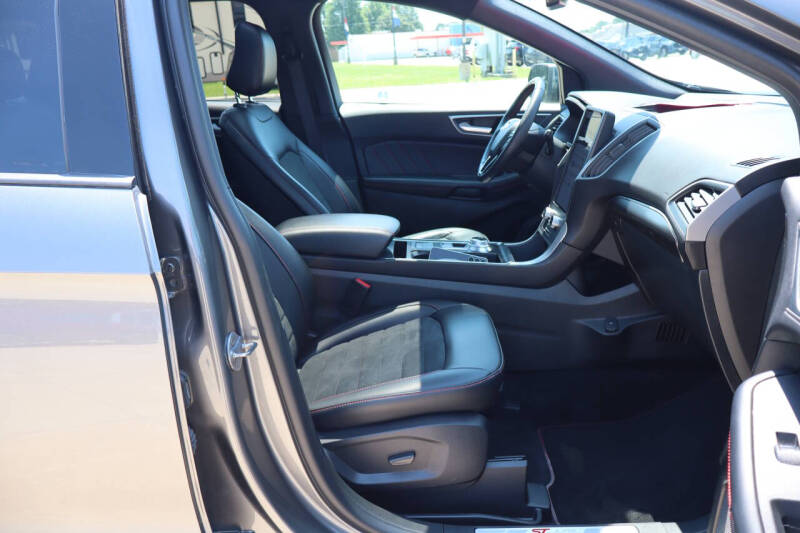 2024 Ford Edge ST-Line