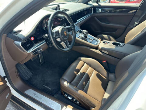 2017 Porsche Panamera 4S
