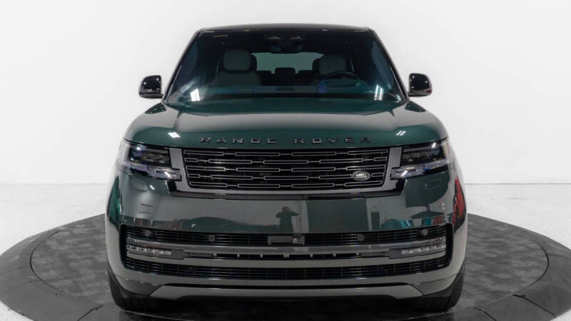 2025 Land Rover Range Rover P530 SE LWB