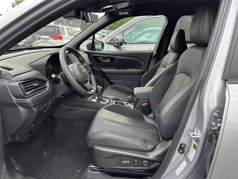 2025 Subaru Forester Touring