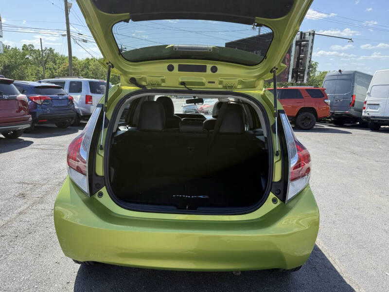 2015 Toyota Prius c Four