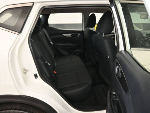 2022 Nissan Rogue Sport S