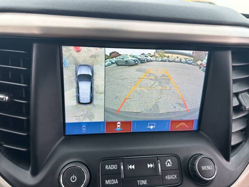 2019 GMC Acadia Denali