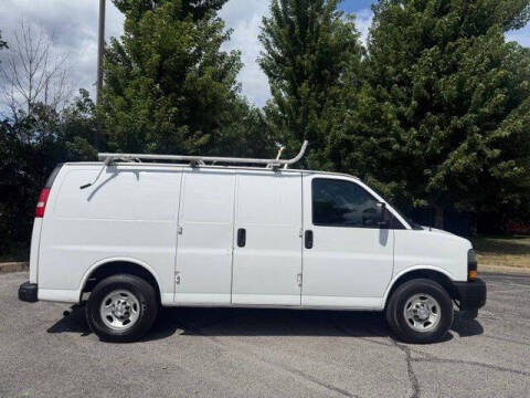 2023 Chevrolet Express 2500