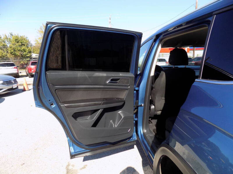 2019 Volkswagen Atlas S