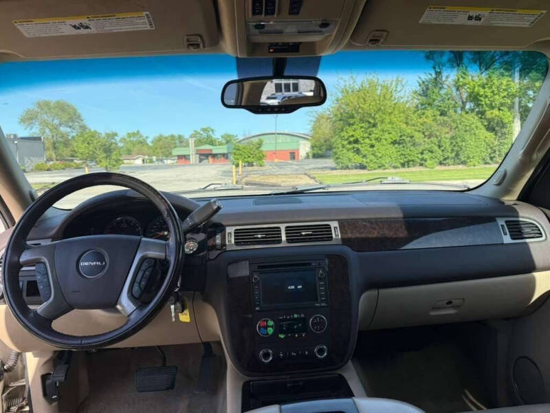 2011 GMC Yukon Denali