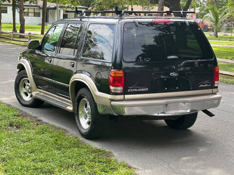2001 Ford Explorer Eddie Bauer