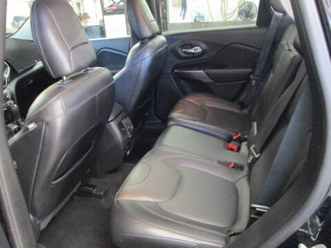 2019 Jeep Cherokee Overland