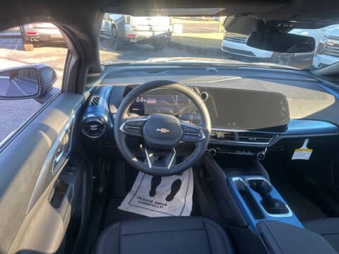 2026 Chevrolet Equinox EV LT 2